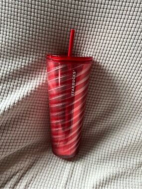 Starbucks limited edition holiday collection 24oz tumbler from 2023